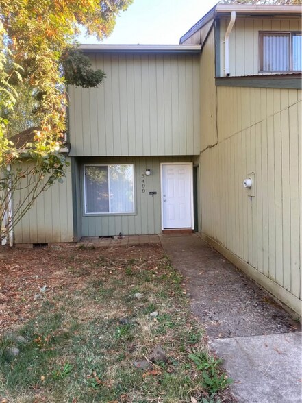 Primary Photo - 5497 Nicole Ct SE