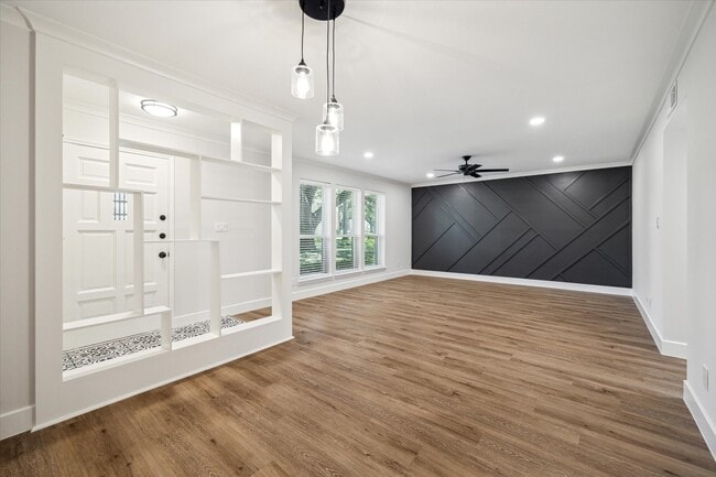 Building Photo - 2315 Triway Ln
