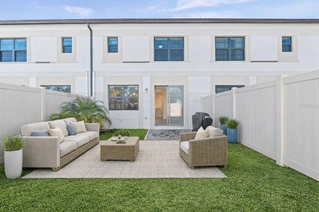 Building Photo - 8065 Gulfstream Ct