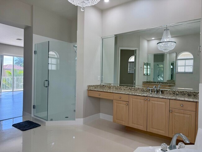 Building Photo - 6509 Stonehurst Cir