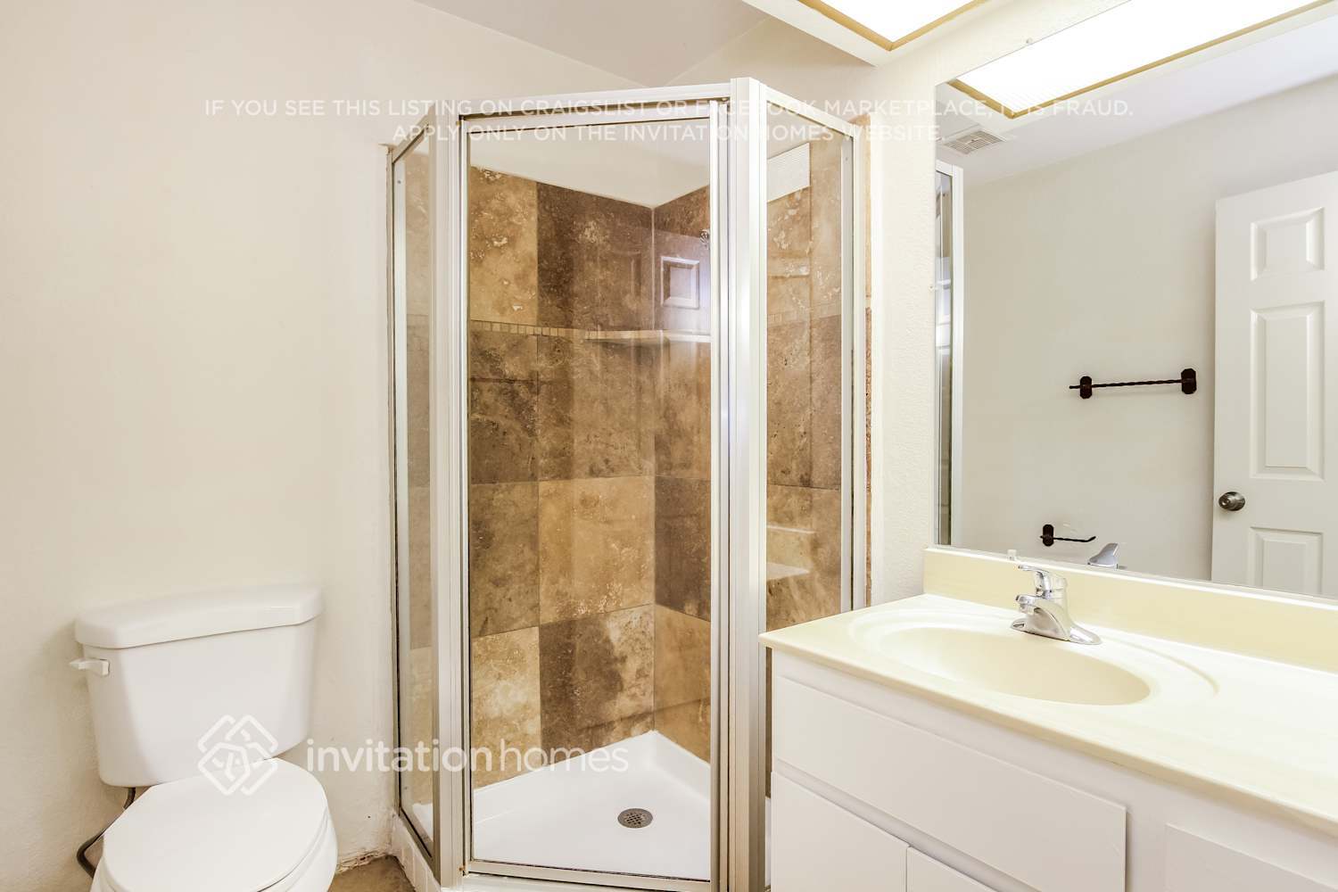 Building Photo - 3317 W Potter Dr