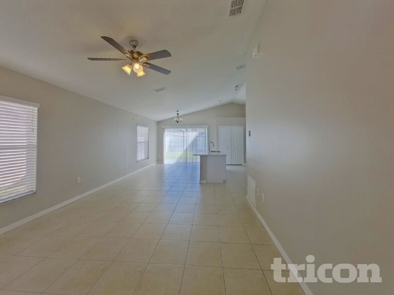 Building Photo - 2412 Cedarfield Ln