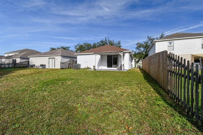 Building Photo - 30626 Birdhouse Dr