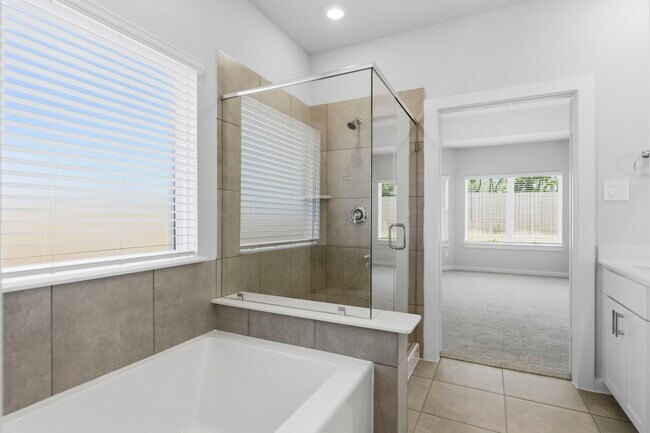 Building Photo - 5403 Kingdom Heights Blvd