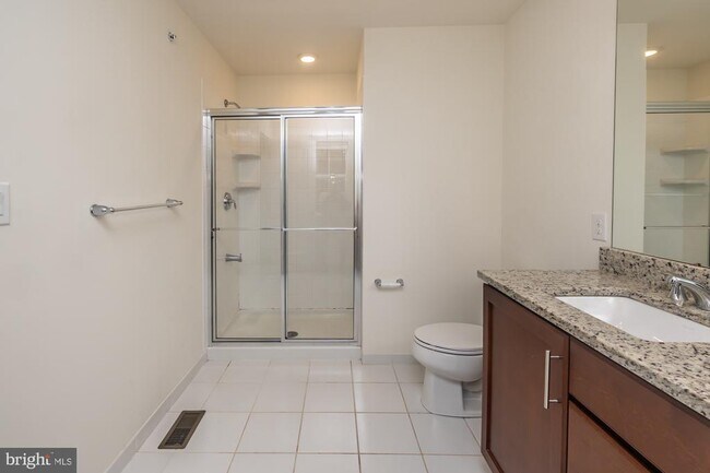 Building Photo - 401 Wynstone Ct