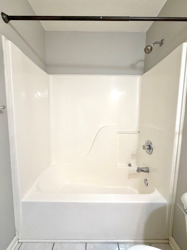 Building Photo - 1636 Cedar Springs Cir