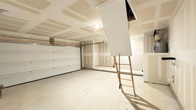 Building Photo - 170 Tofalla