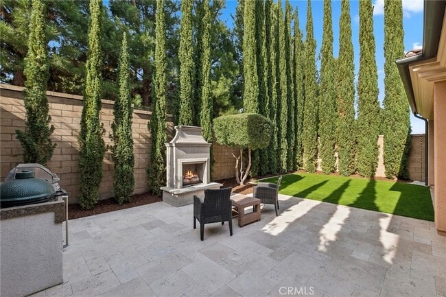 Building Photo - 70 Lupari