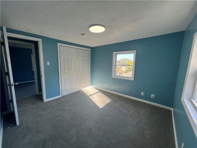 Building Photo - 3BD/ 1 BA Home for Rent- Coraopolis