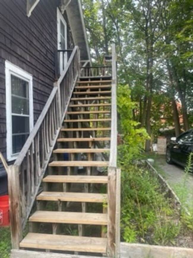 Building Photo - 2 bedroom apartment for Rent - Poughkeepsie