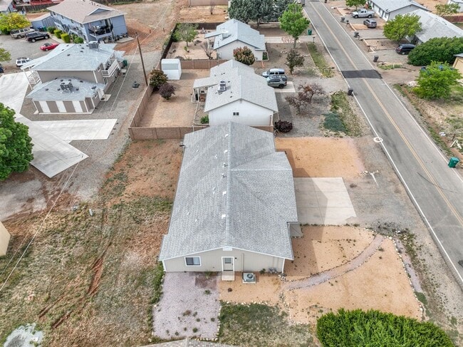 Building Photo - 3123 N Truwood Dr