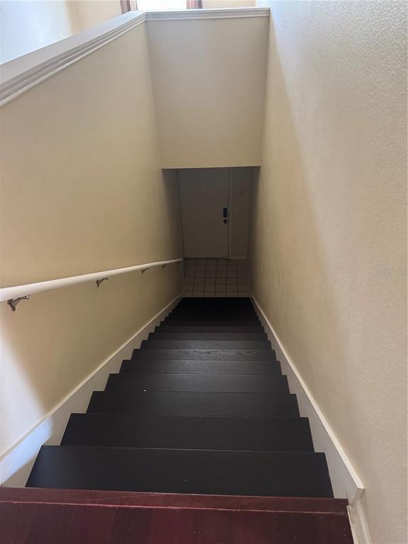 Building Photo - 14214 Fredricksburg Dr