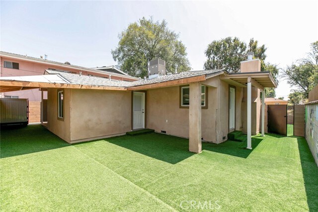 Building Photo - 6545 Coldwater Canyon Ave