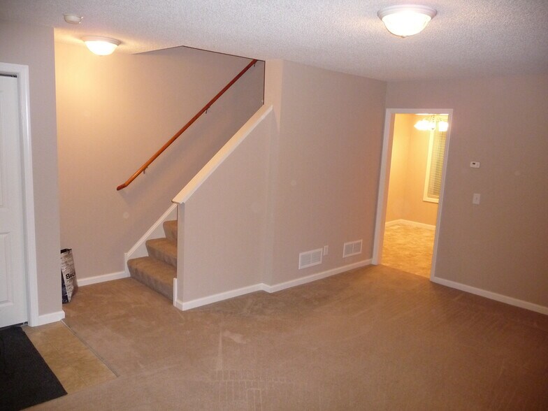 Building Photo - 1230 Stoughton Ave