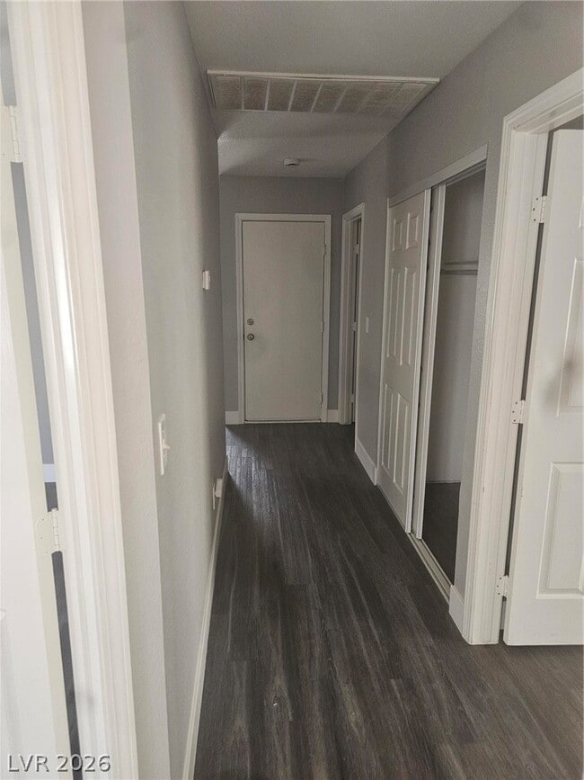 Building Photo - 8020 James Grayson Dr