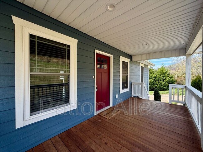 Building Photo - 207 Riverside View Dr