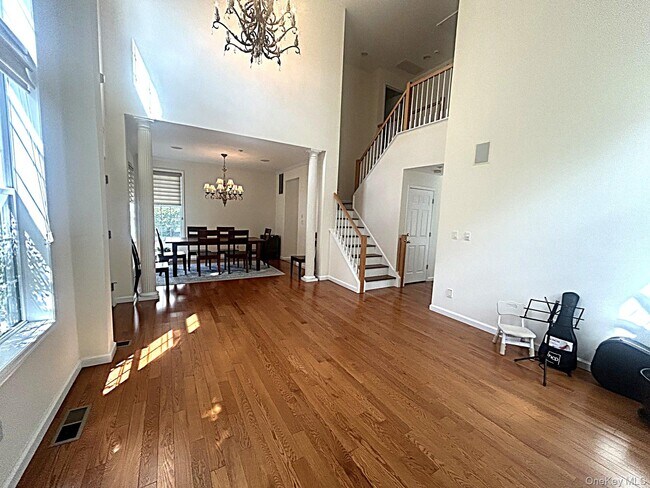 Building Photo - 80 Landmark Ct