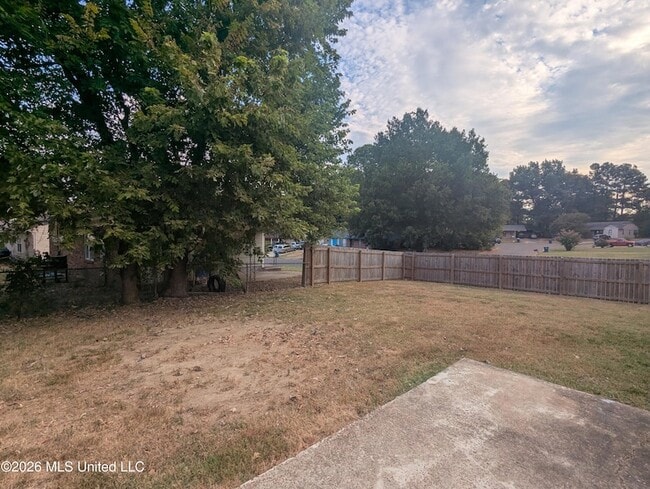 Building Photo - 6565 Hermitage Rd