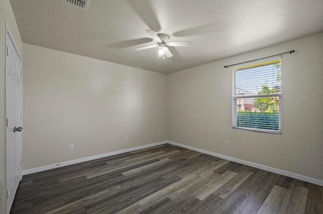 Building Photo - 2718 Lake Terrace Dr