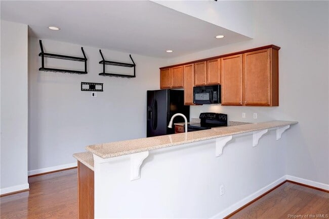 Building Photo - 5341 Discovery Park Blvd