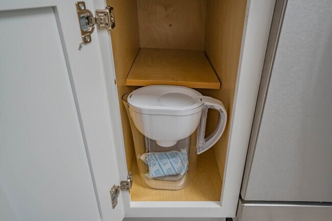 Building Photo - 8550 E McDowell Rd