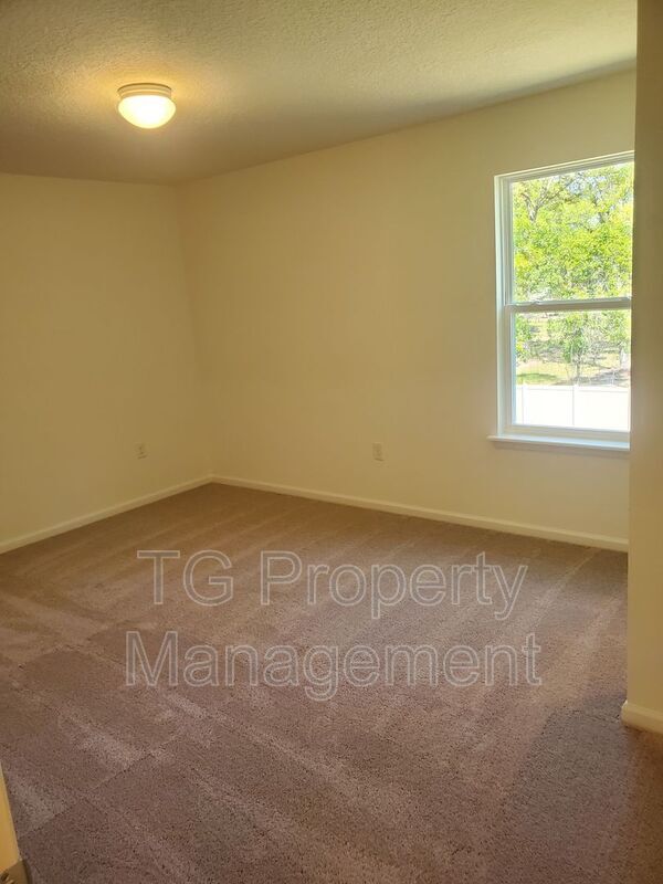 Building Photo - 270 Mustard Hl Ct