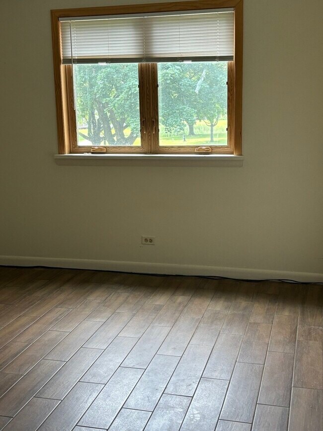 Building Photo - 13000 W Heiden Cir