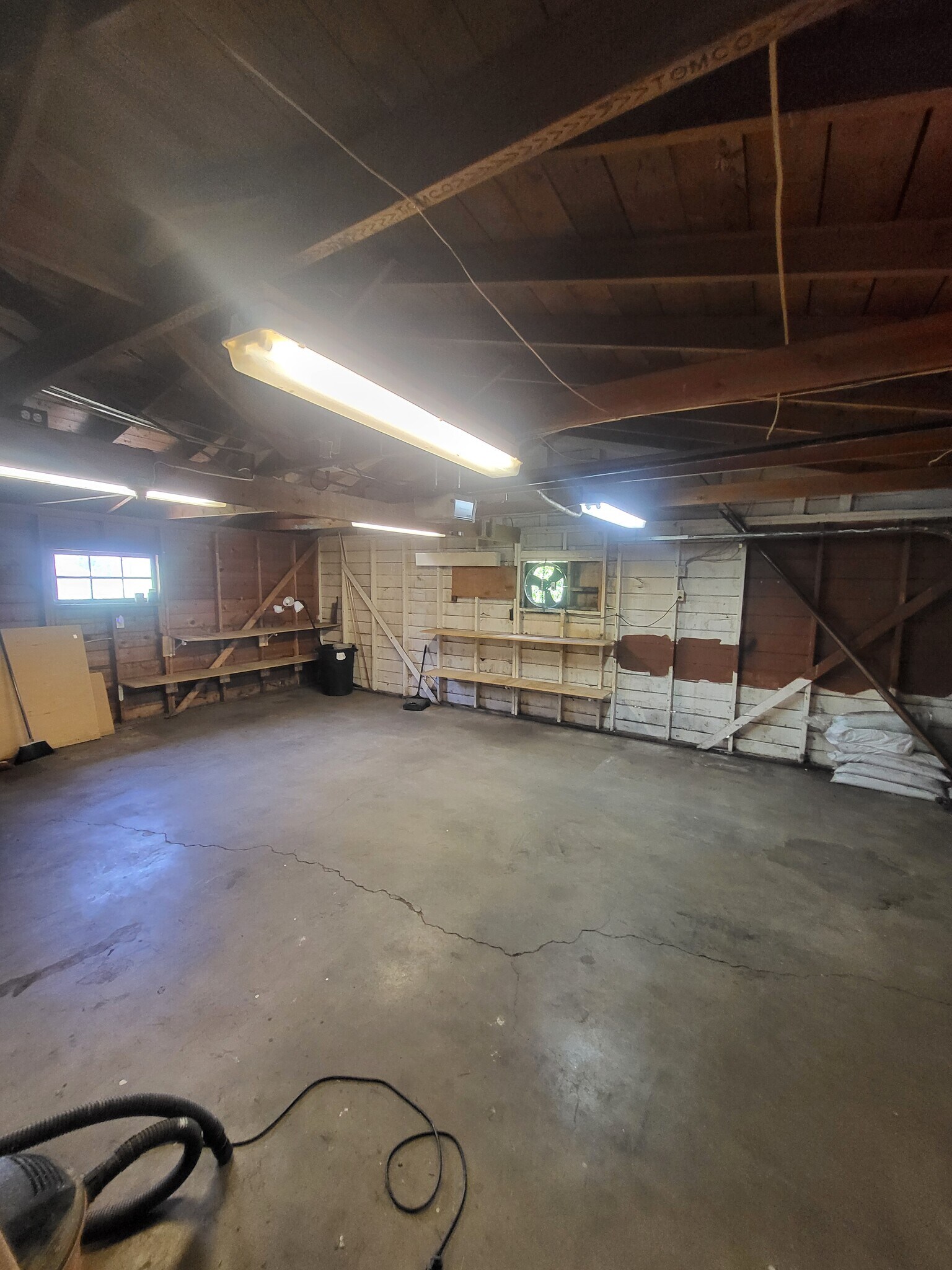 Building Photo - 9950 W 20th Ave