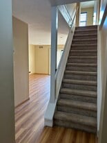 Building Photo - 225 Woodhaven Dr