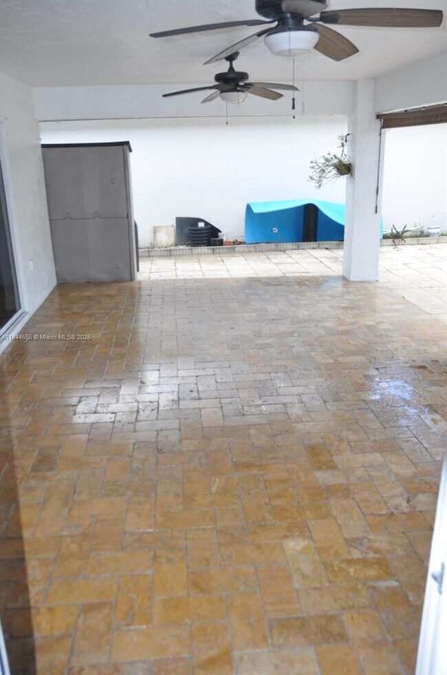 Building Photo - 14346 SW 49th Ln
