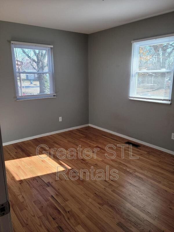 Building Photo - 13 Griffin Dr