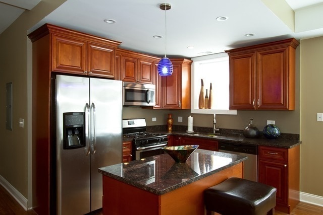 Building Photo - 4755 S St Lawrence Ave