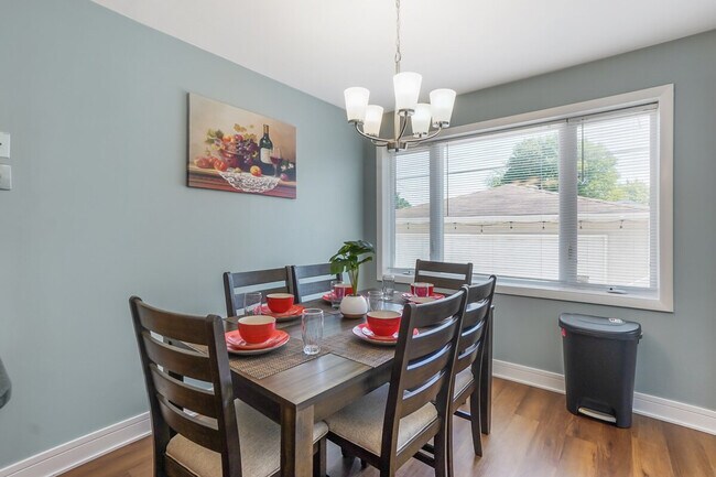 Building Photo - 2247 N 74th Ct