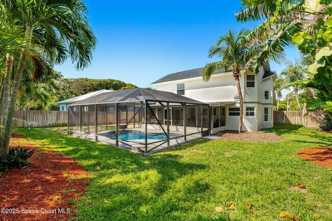 Building Photo - 6765 Angeles Rd