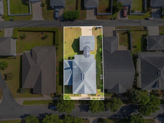 Building Photo - 2462 Goldenrod Wy
