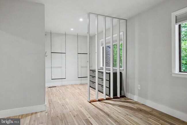 Building Photo - 2105 Glencourse Ln