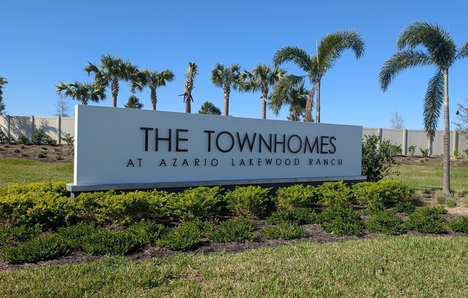 Building Photo - 16555 San Nicola Pl