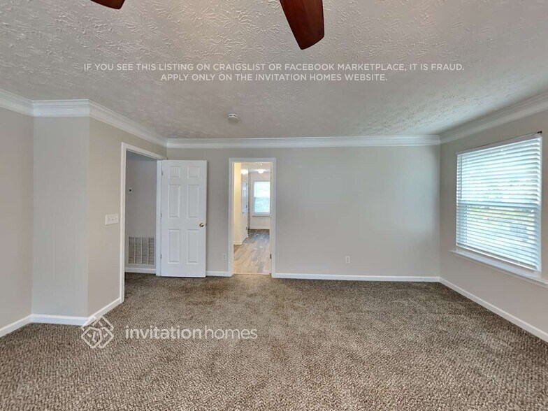 Building Photo - 525 Kensigton Park Dr