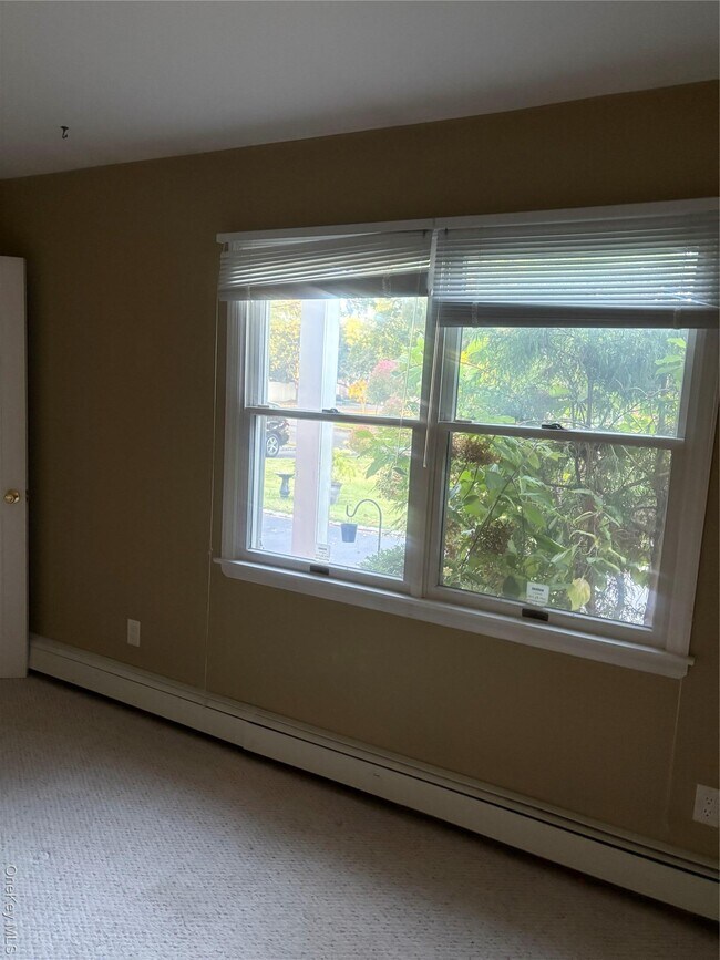 Building Photo - 34 Markwood Ln