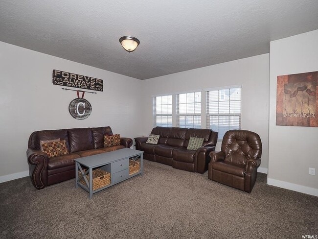 Building Photo - 1646 Venetian Way