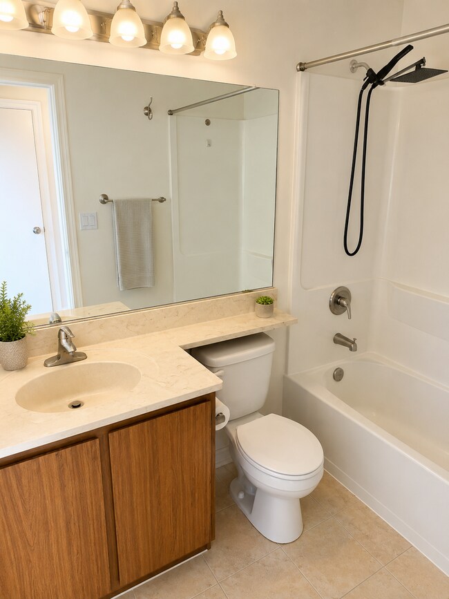 Building Photo - 5926 Hilltop Dr