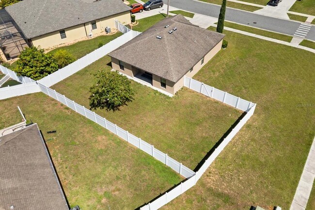 Building Photo - 541 Antigua Ave