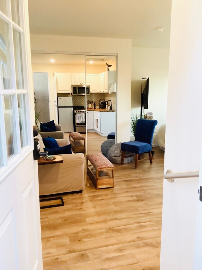 Primary Photo - 2606 S Moray Ave