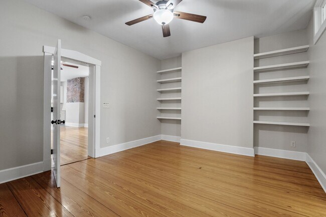 Building Photo - 2226 Gravois Ave
