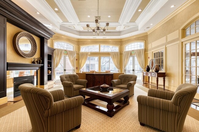 Building Photo - 400 Symphony Cir