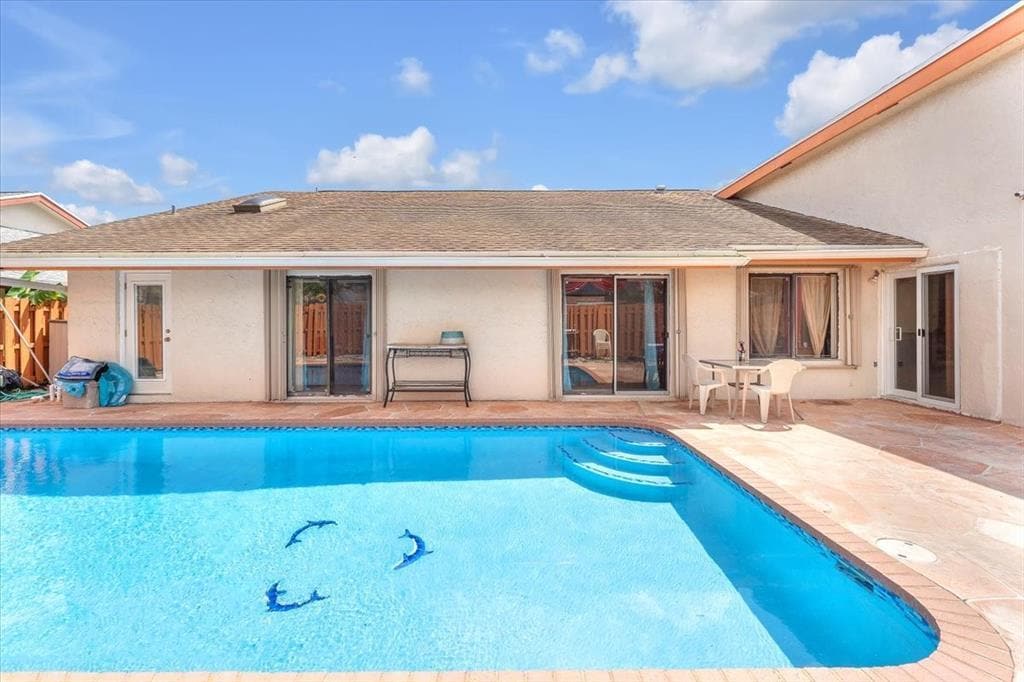 Building Photo - 7377 NW 48th Ct