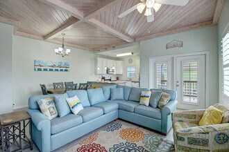 Building Photo - 1813 Eleventh Street-SI ID1023236P