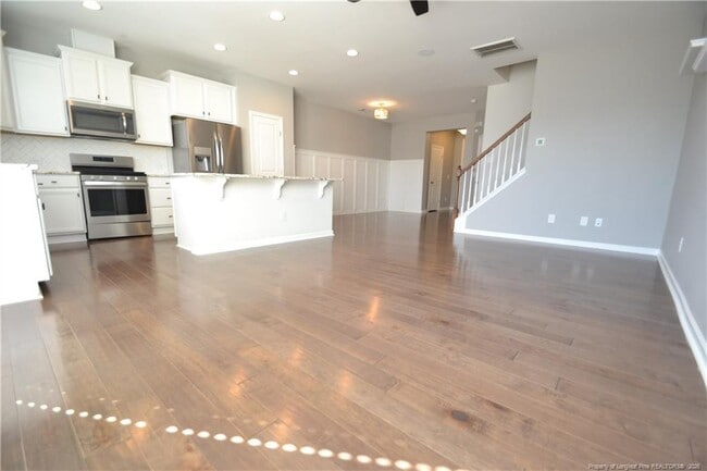 Building Photo - 1169 Little Gem Ln