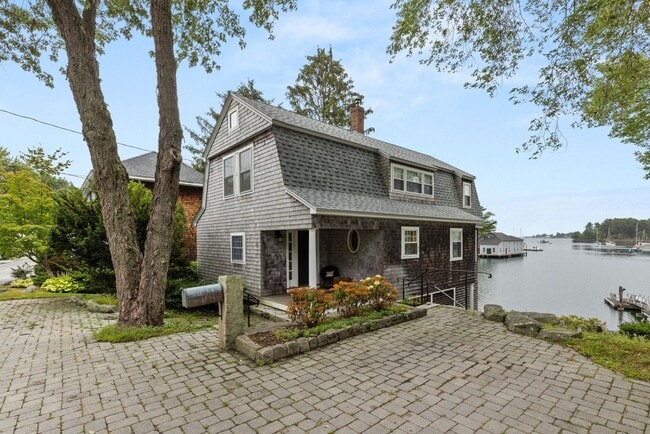 Building Photo - 148 Whipple Rd