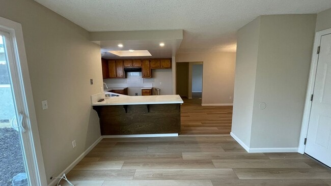 Building Photo - Beautifully updated 3 bedroom, 2 bathroom home in Bay Point